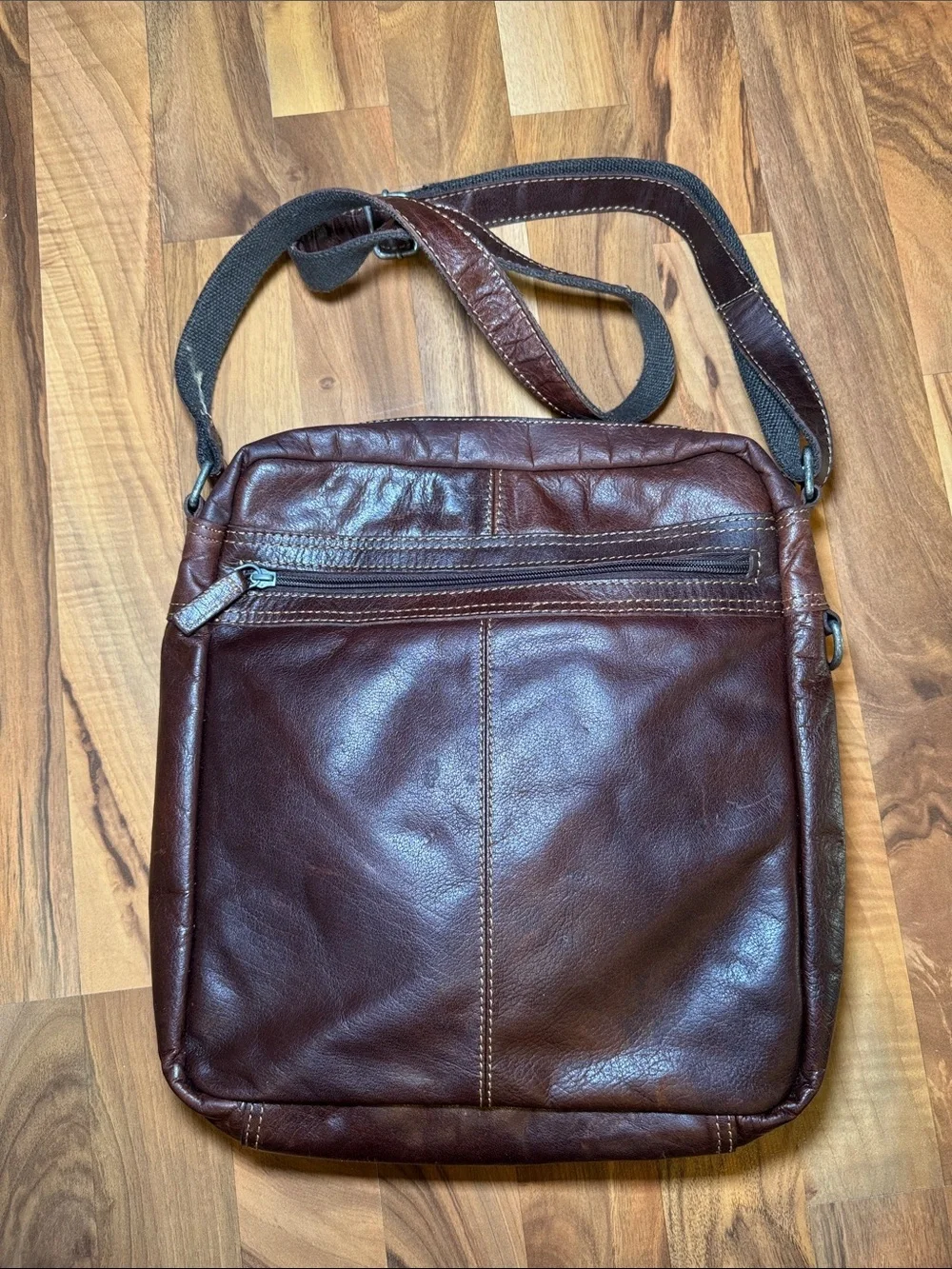 Jack Georges Brown Leather Crossbody/shoulder Bag - Classic Everyday Carry